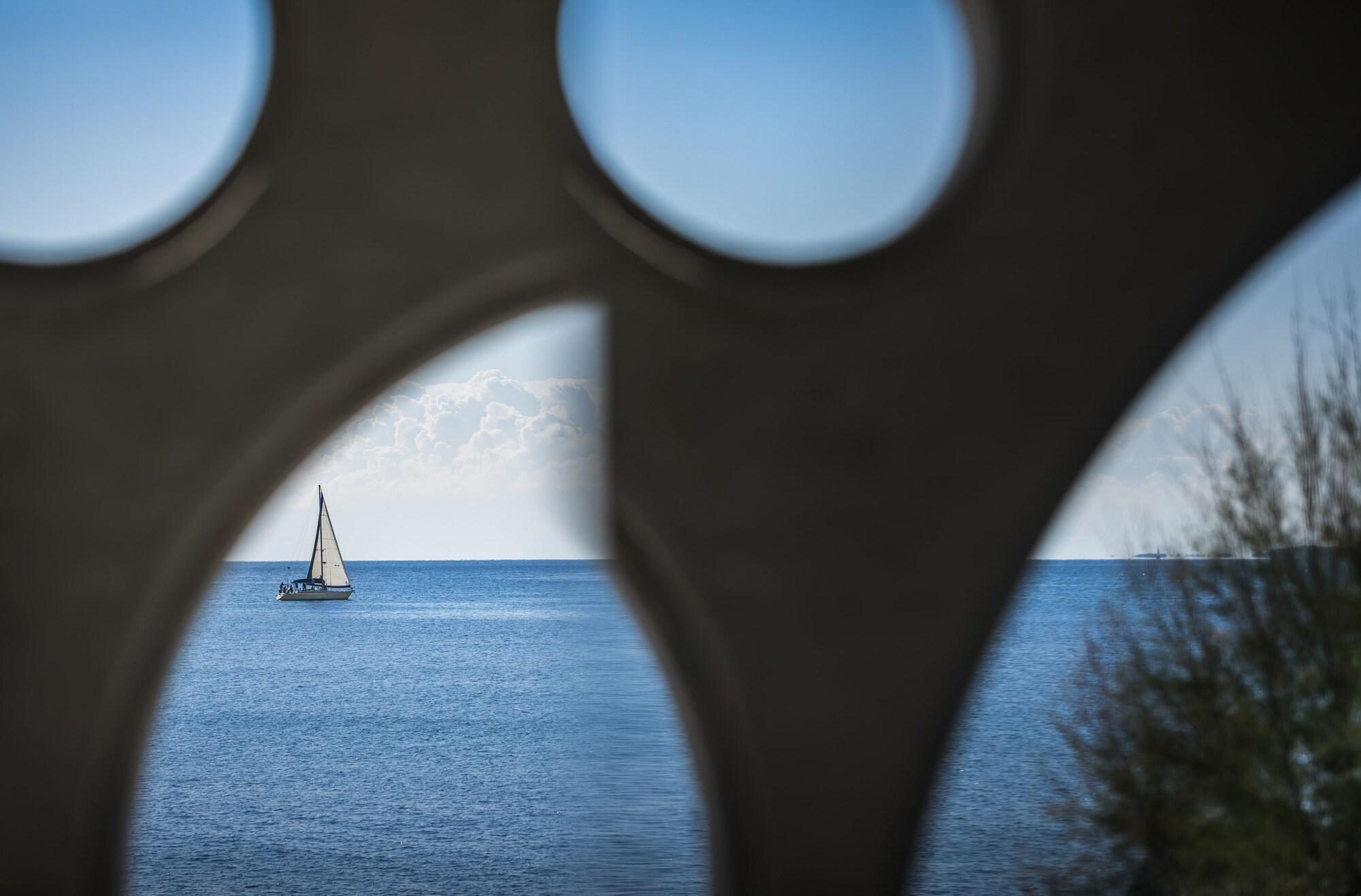 Hotel Rivalmare Boutique - New!